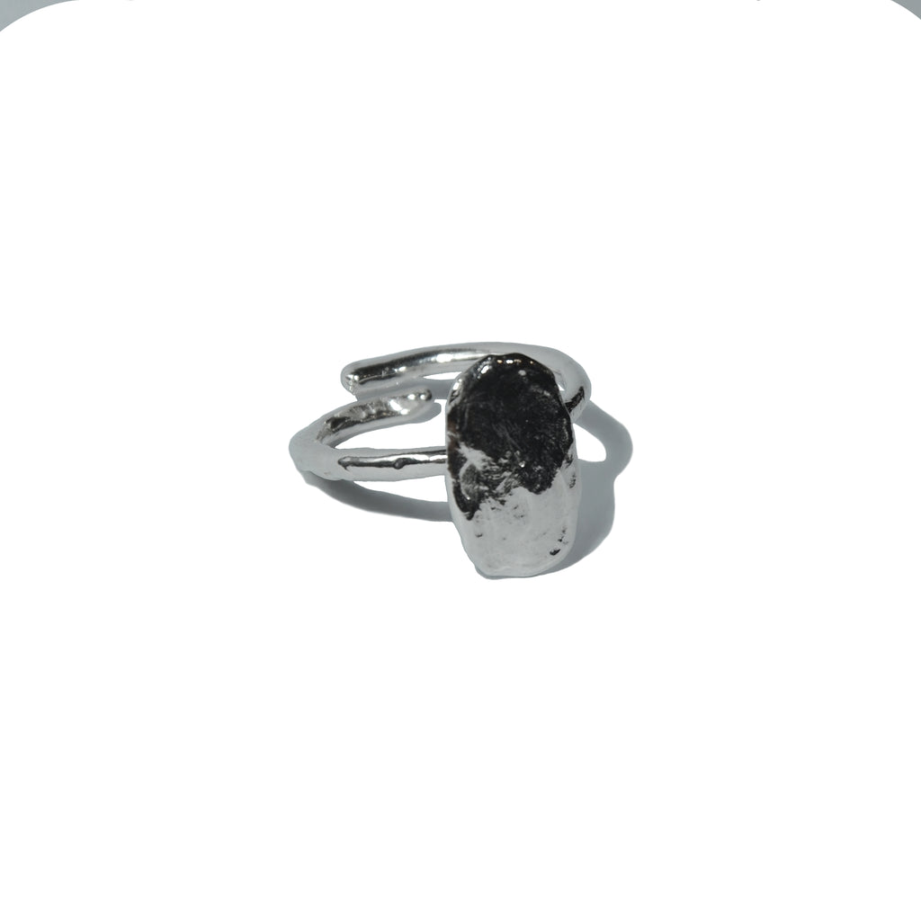 Petra Bythos Ring